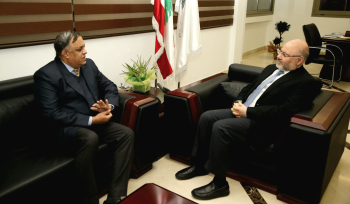 الابيض يستقبل سفير الهند مودعاً