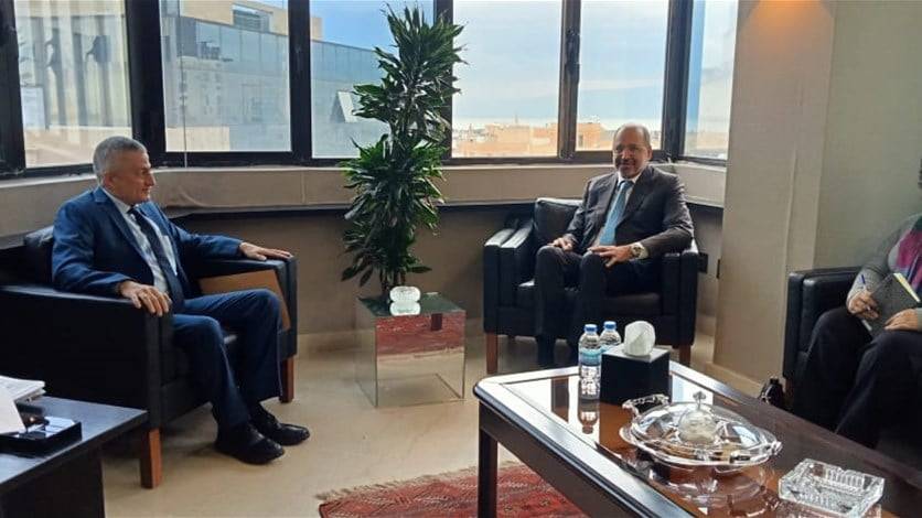 وزير المالية: لاستقطاب الموارد البشرية الكفوءة التي هجرت البلد