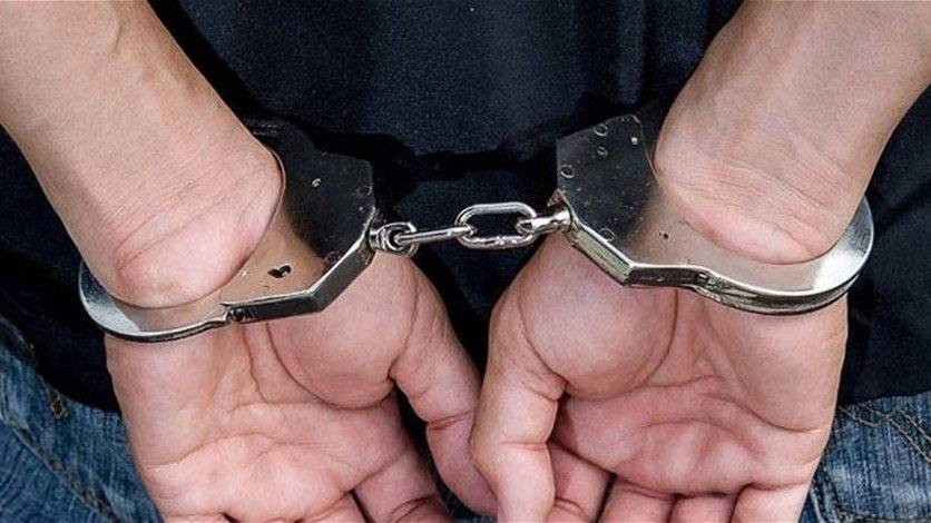 أحد المتورّطين بعمليات سرقة شركات في الزلقا بقبضة 
