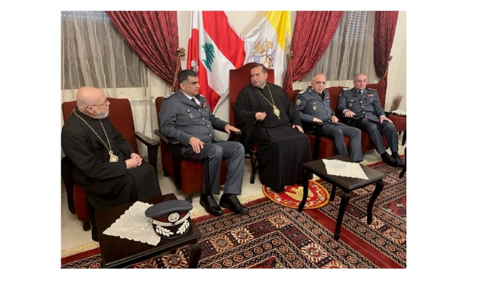الموضوع الامني بين المطران ضاهر واللواء عثمان