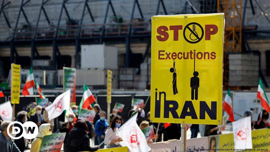 وزير خارجية بريطانيا: النظام الإيراني قتل أكثر من 500 شخص خلال الاحتجاجات