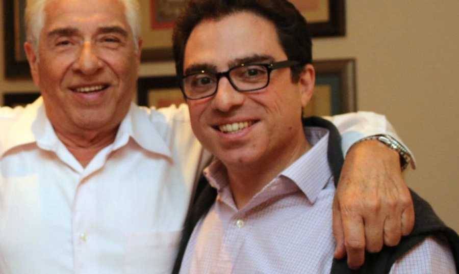 أميركي مسجون في إيران يخوض إضراباً عن الطعام ويطالب بايدن بالتحرك