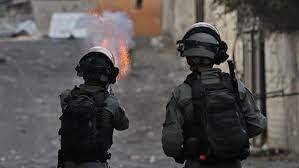 مواجهات عنيفة بين القوات الاسرائيلية ومئات الفلسطينيين في مخيم شعفاط