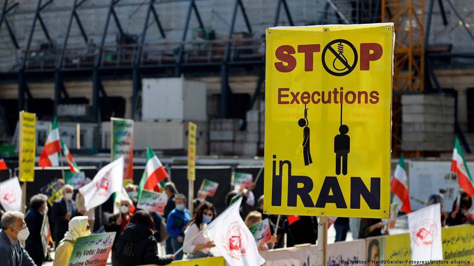 منظمة حقوقيّة: إيران أعدمت أكثر من خمسين شخصاً حتى اليوم هذا العام