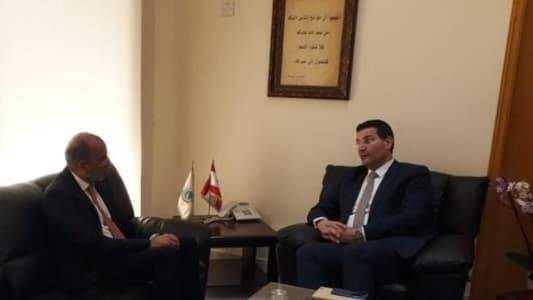 وزير الزراعة يتابع الأمن الغذائي مع مسؤول أممي
