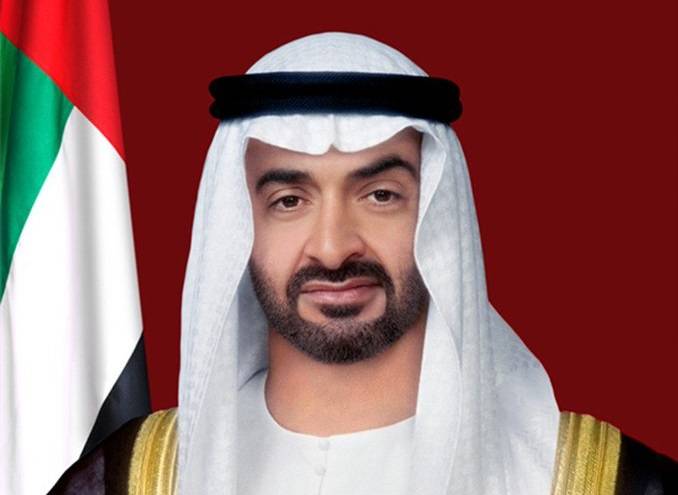رئيس دولة الإمارات يوجه قيادة العمليات المشتركة ببدء عملية 