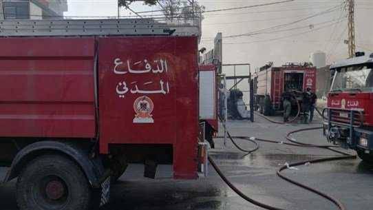 الدفاع المدني يخمد حريقاً داخل انابيب جرّ البترول في العبدة