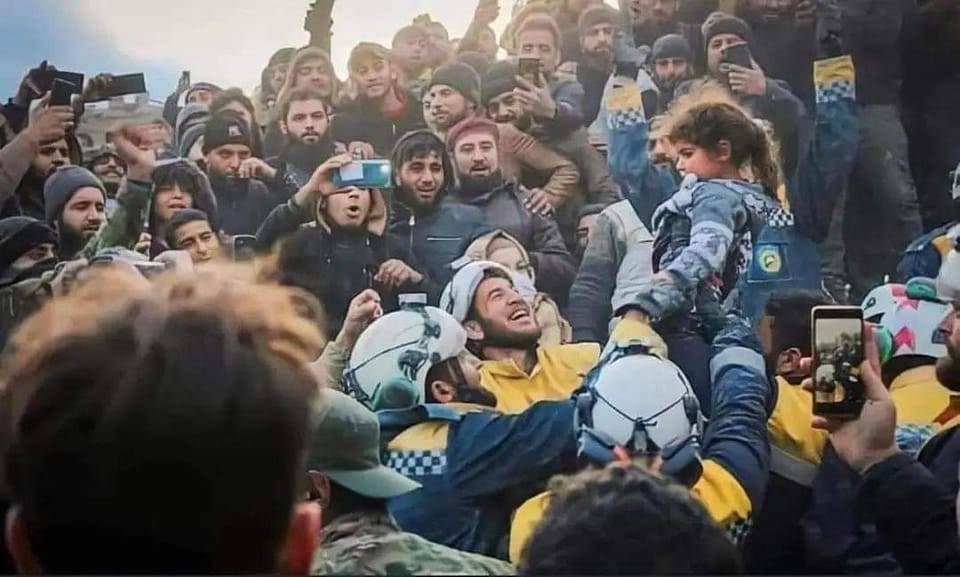 أكثر من 34 ألف قتيل في تركيا وسوريا.. وإجلاء الآلاف
