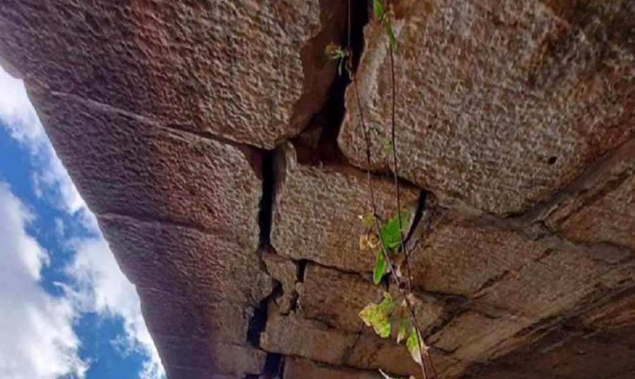 احذروا… جسر في جبيل تشقّق بعد الهزة الأرضية