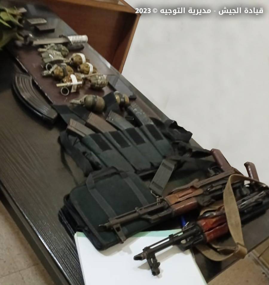 توقيف شخصين في طريق الجديدة