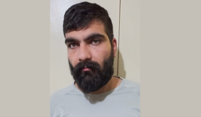 تعميم صورة موقوف بجرم سلب مواطنين وأصحاب محال تجارية وصيدليات