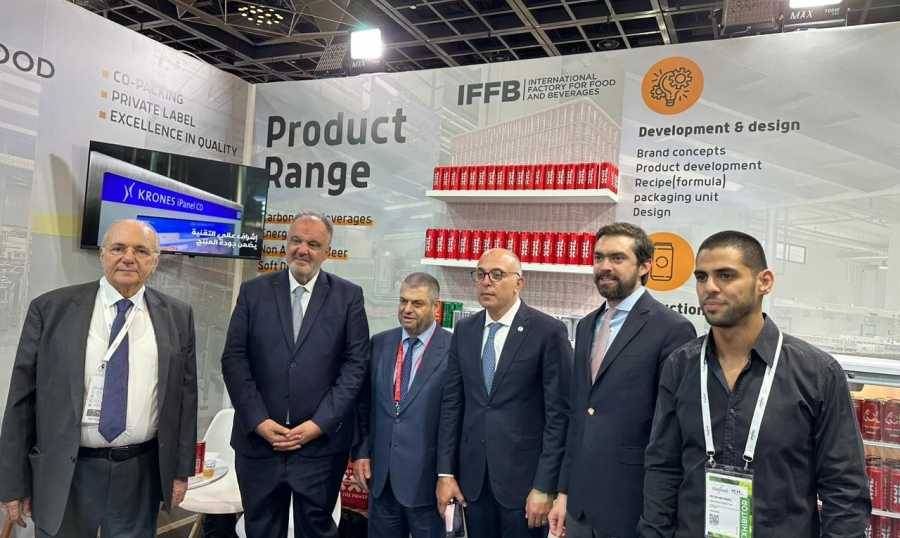 بوشكيان من دبيّ: يستحقّ الصناعيون التقدير والتهنئة