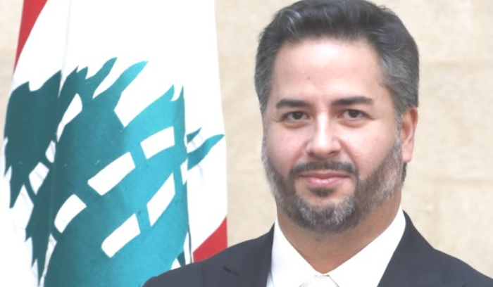 تسعير بوالص الضمان الالزامي بالدولار.. توضيح من مكتب وزير الاقتصاد