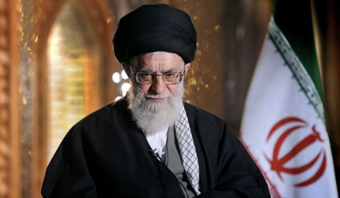 أول تعليق لخامنئي حول قضية تسمم تلميذات المدراس في إيران