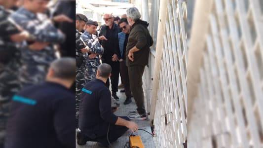 حمية يتفقد أعمال تأهيل جسر المشاة في نهر الموت