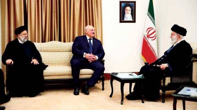 خامنئي يحض لوكاشينكو على مواجهة العقوبات الأميركية