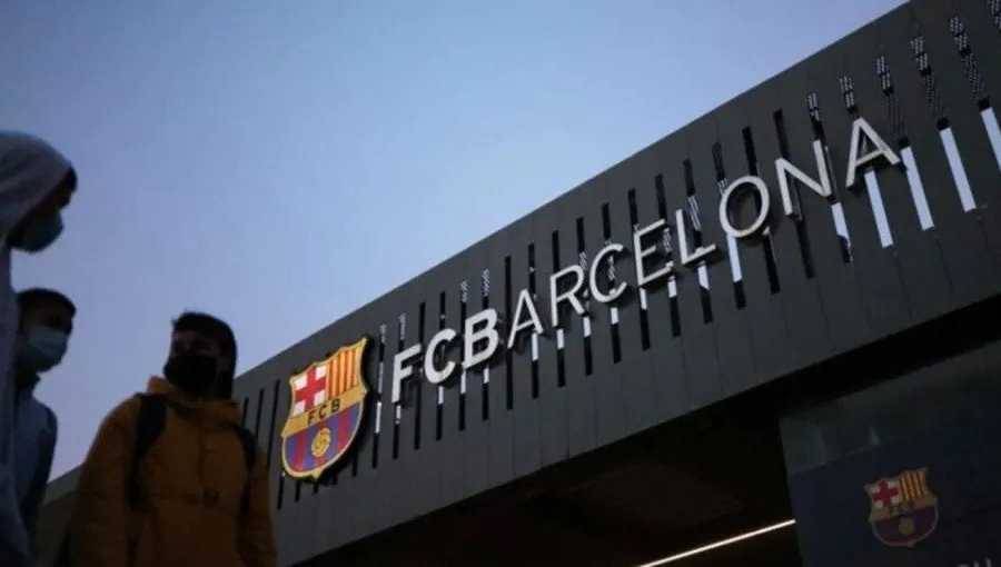 القضاء الإسباني يتهم برشلونة بـ