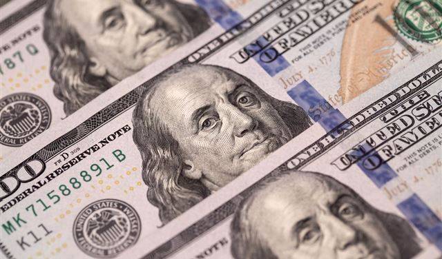 دولار السوق السوداء يتخطى الـ90 ألفاً!