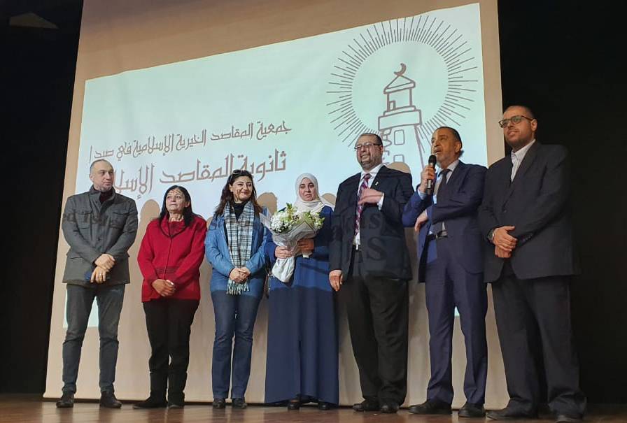 معاذ الملاح يعود الى مدرسته 