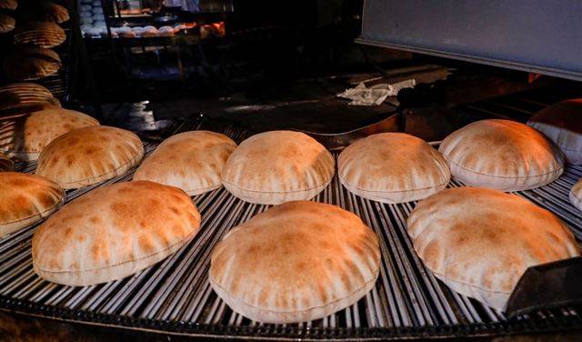 سرور: لتسعير ربطة الخبز يوميا