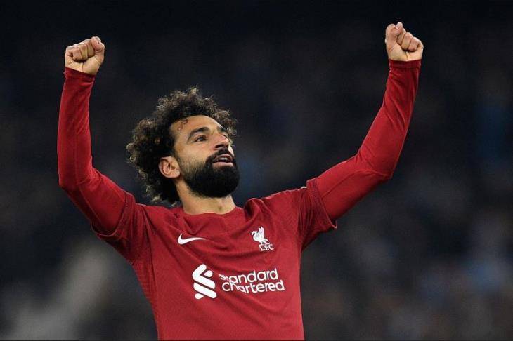 حساب شهير يثير بلبلة بتغريدة حول رحيل محمد صلاح عن ليفربول