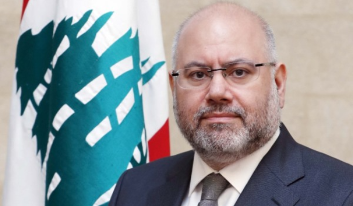 الابيض: الحل يبدأ بالسياسة والاقتصاد لينعكس على الوضع الصحي