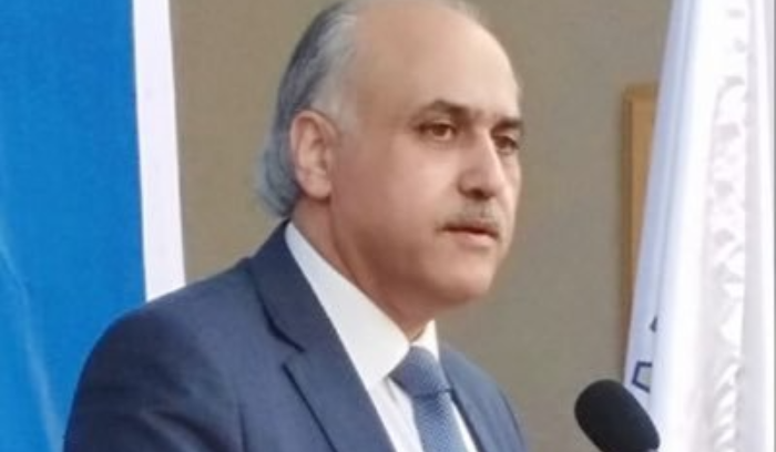 بتوجيه من جنبلاط .. أبو الحسن يتواصل مع بري وميقاتي لايجاد حل