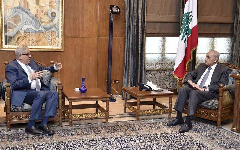 بري يلتقي بوحبيب وزوارا ويتلقى برقيات