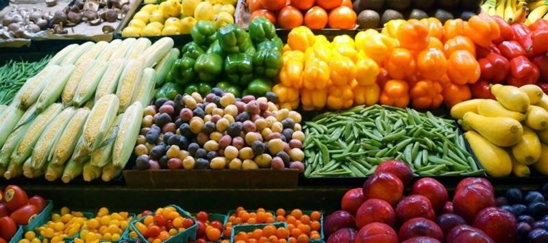 مطالبة لتسعير الخضار بالدولار