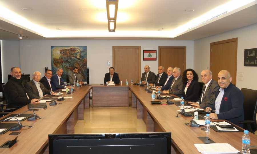 اجتماع زراعي بين القطاعين العام والخاص في 