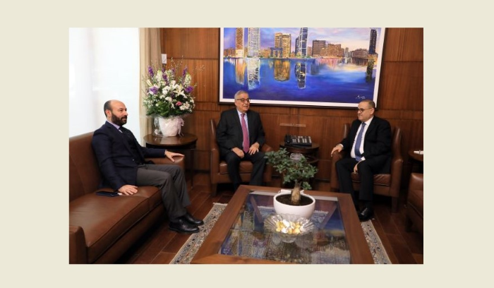 ملف النازحين وتسهيل حصول المغتربين على جوازات سفر بين البيسري ووزيرالخارجية