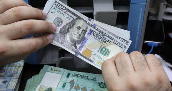 كيف إفتتح دولار السوق السوداء؟