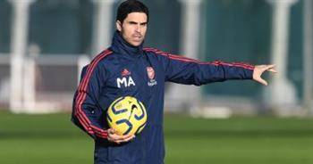 بطريقة غريبة.. مدرب أرسنال يدرب لاعبيه على أجواء أنفيلد