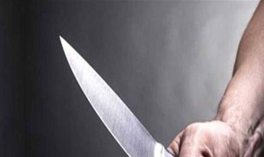 عاد من ألمانيا ليقع ضحية عملية طعن من إبن الجيران!