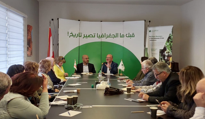 هذا ما بحثه وزير البيئة مع 