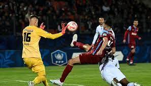 الجزائري شعيبي يعبر بتولوز لنهائي كأس فرنسا