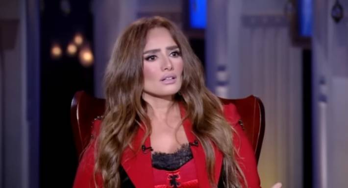 زينة عن أزمتها مع أحمد عز: ملكوش دعوة.. عيب يا جماعة