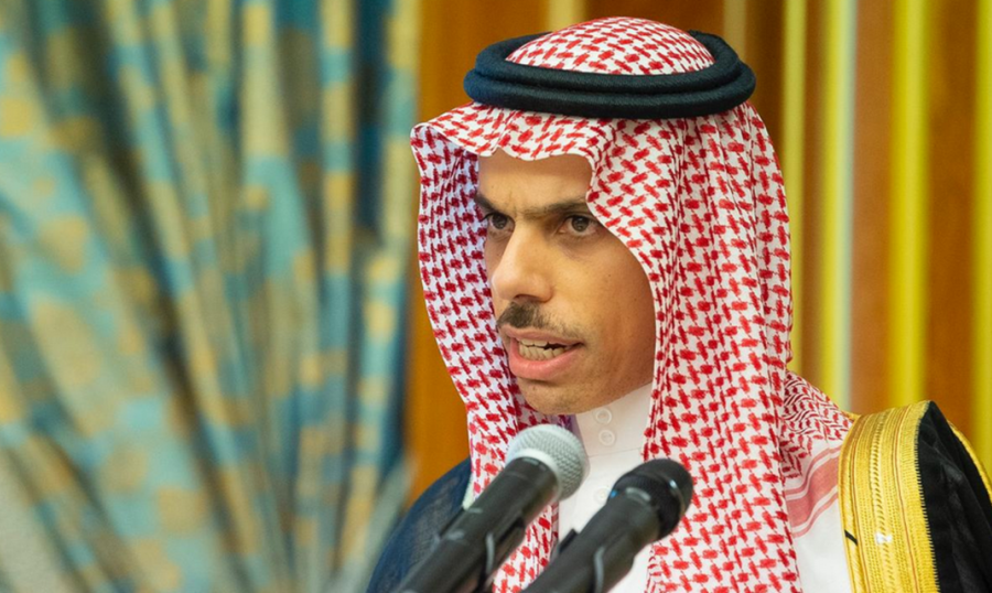 بن فرحان يتصل بالبرهان و