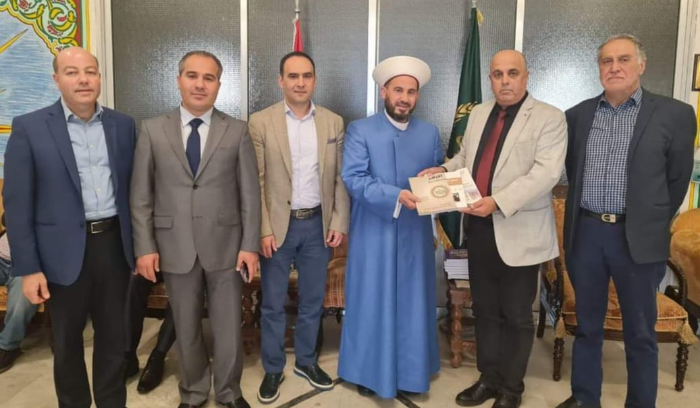 المفتي الغزاوي يستقبل وفداً صناعياً معايداً بالفطر