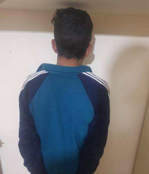 يدخل محالًا قبل إقفالها ويبيت فيها.. هذا ما حصل!