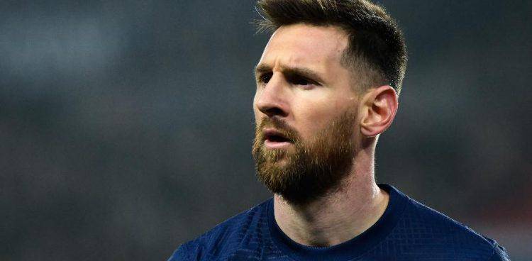 شهران يحددان مصير ميسي.. رحلة باريس انتهت وبرشلونة ينتظره