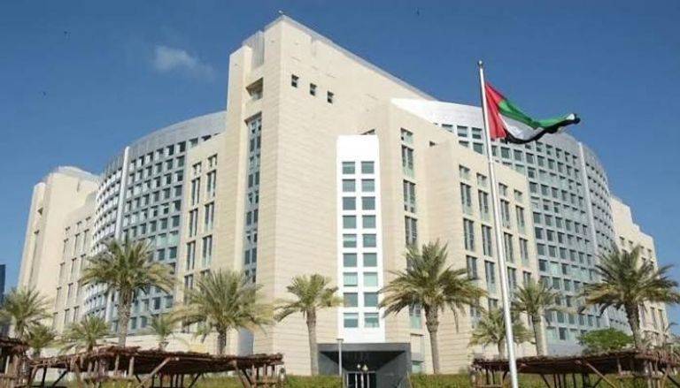 الإمارات تجلي مواطنيها ورعايا دول أخرى من السودان