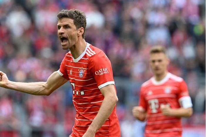 مولر ينصح بايرن بعقلية 