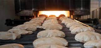 سرور: لإعادة النظر بتسعيرة ربطة الخبز