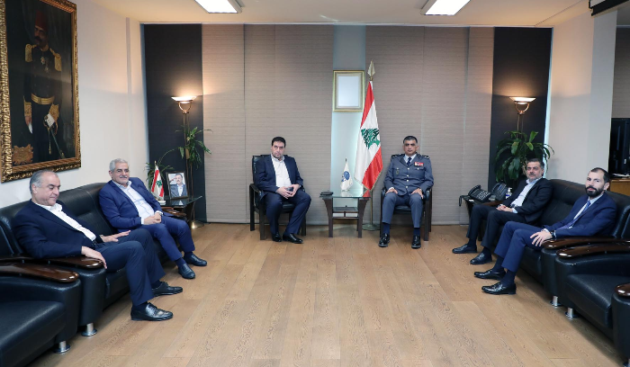 عثمان استقبل وفد 