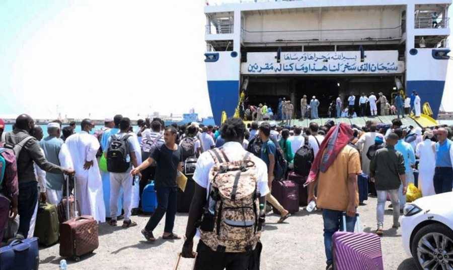 لخطورة الأوضاع.. كندا توقف رحلات الإجلاء من السودان