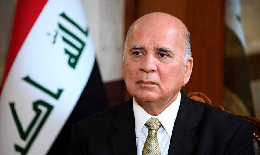 نائب رئيس مجلس الوزراء وزير الخارجية العراقي يصل القاهرة