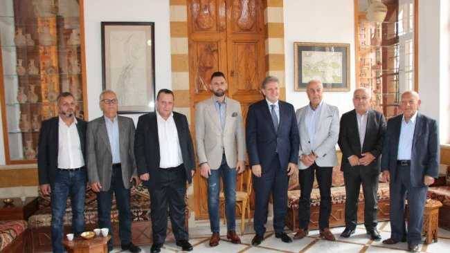 تيمور جنبلاط: لإتمام انتخاب رئيس الجمهورية وعدم الغرق في التوقعات