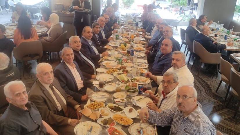 غذاء على شرف مخاتير بيروت بحضور هاشمية: يد واحدة لمواجهة الاستحقاقات
