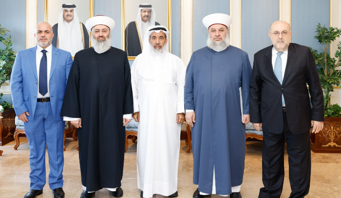 المفتي زكريا يلتقي وزير الأوقاف والشؤون الإسلامية في الدوحة